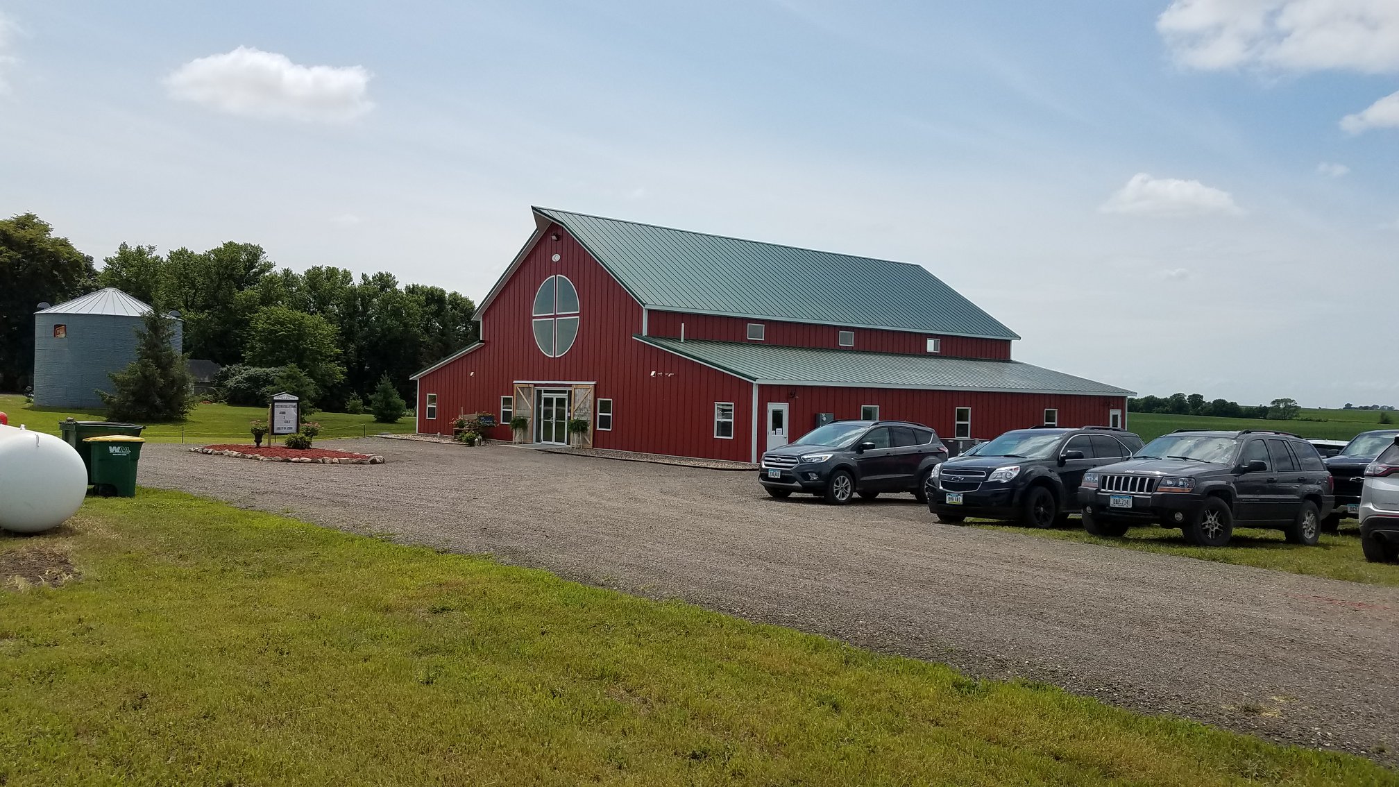 Three Sisters Barn Des Moines Wedding Venues